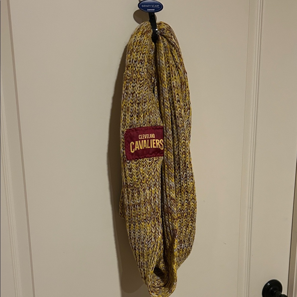 NBA Cleveland Cavaliers Yellow and Red Scarf
